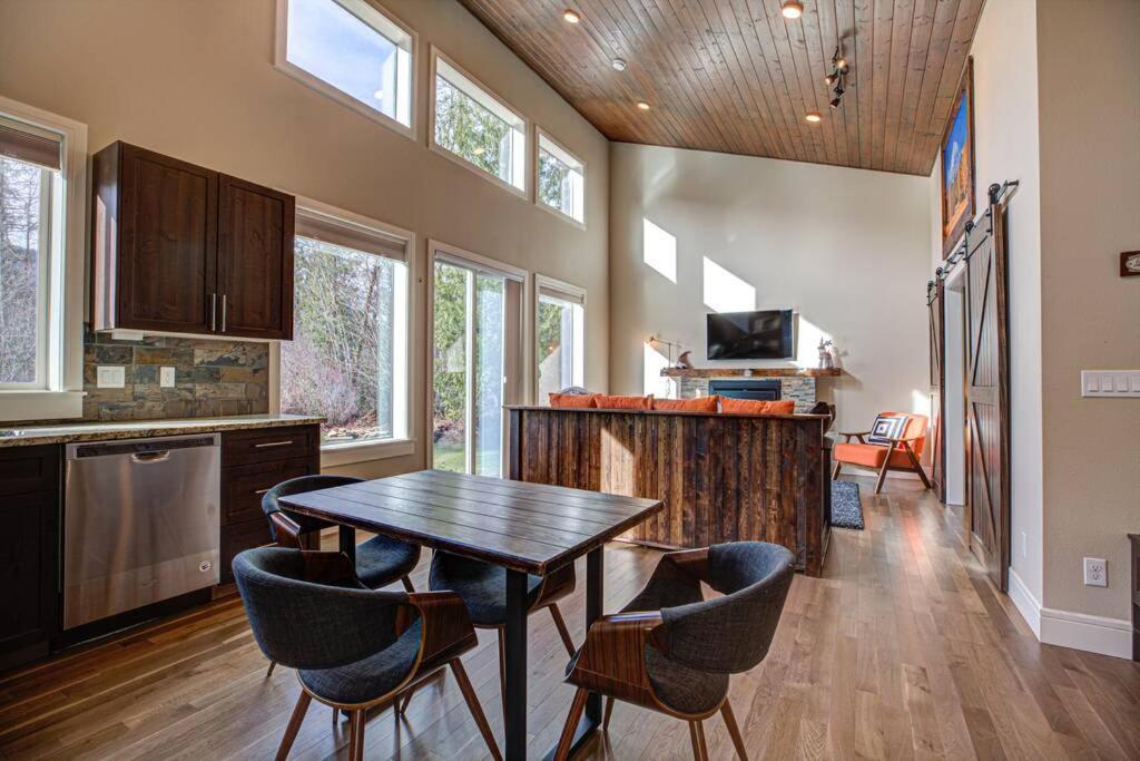 Mount Hood Village Newly Built Modern Chalet Duplex - 1 מראה חיצוני תמונה