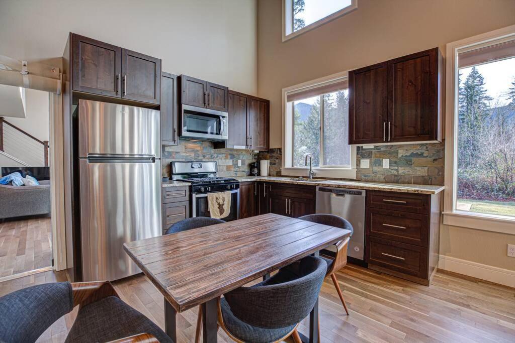 Mount Hood Village Newly Built Modern Chalet Duplex - 1 מראה חיצוני תמונה